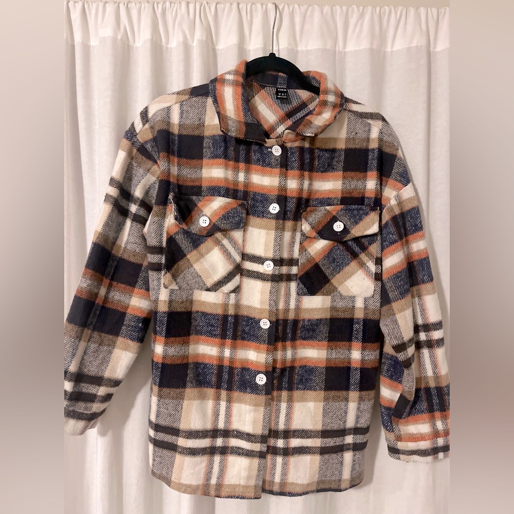 SHACKET get this trending item while its hot!!!